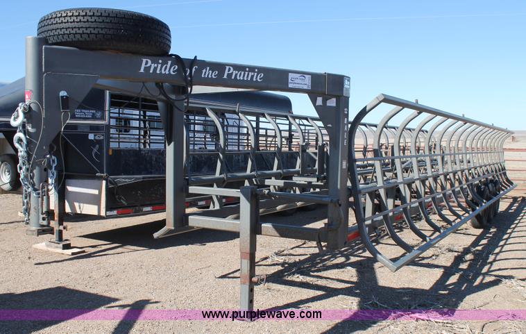 image for item H1622 2008 Pride of the Prairie 12 round bale hauler