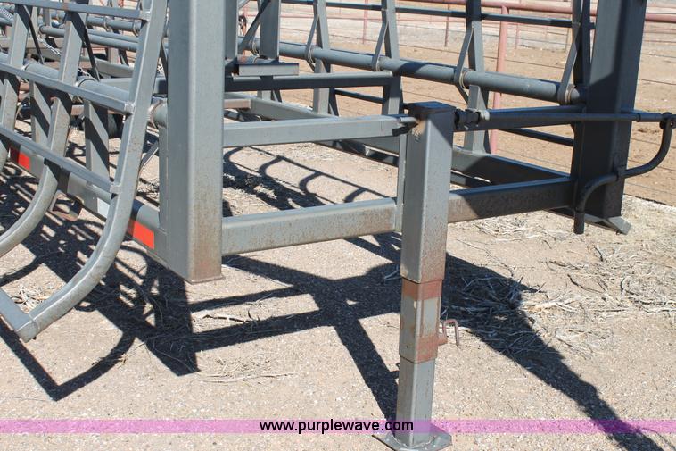 image for item H1622 2008 Pride of the Prairie 12 round bale hauler