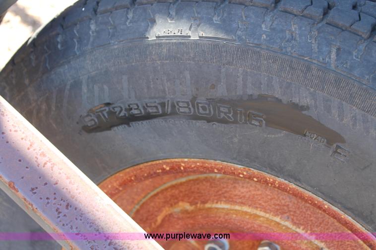 image for item H1622 2008 Pride of the Prairie 12 round bale hauler