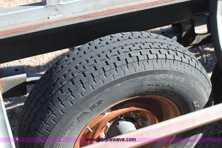 image for item H1622 2008 Pride of the Prairie 12 round bale hauler