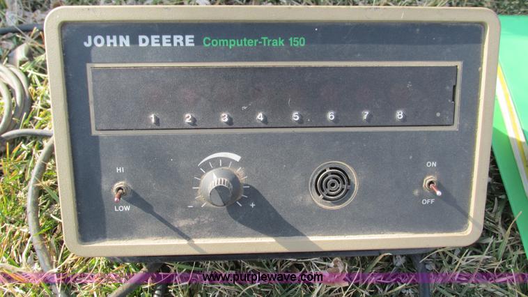 image for item I3097 John Deere 7200 Max Emerge 2 planter