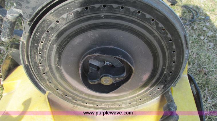 image for item I3097 John Deere 7200 Max Emerge 2 planter