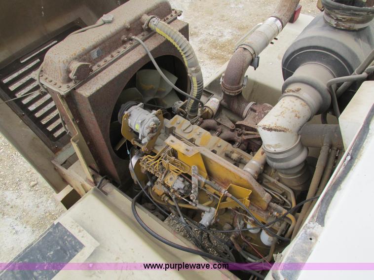 image for item I4066 Tyler 4300 self-propelled applicator