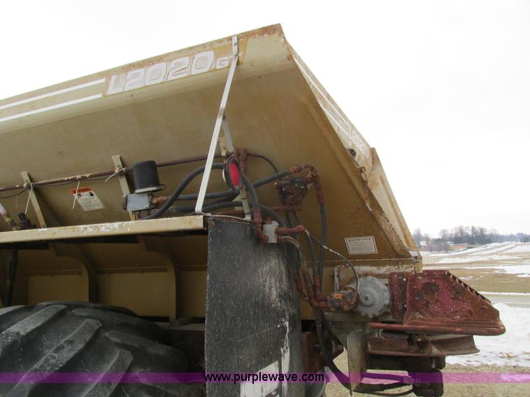 image for item I4066 Tyler 4300 self-propelled applicator