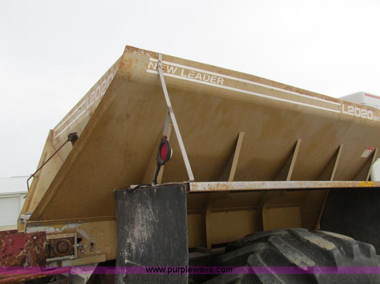 image for item I4066 Tyler 4300 self-propelled applicator