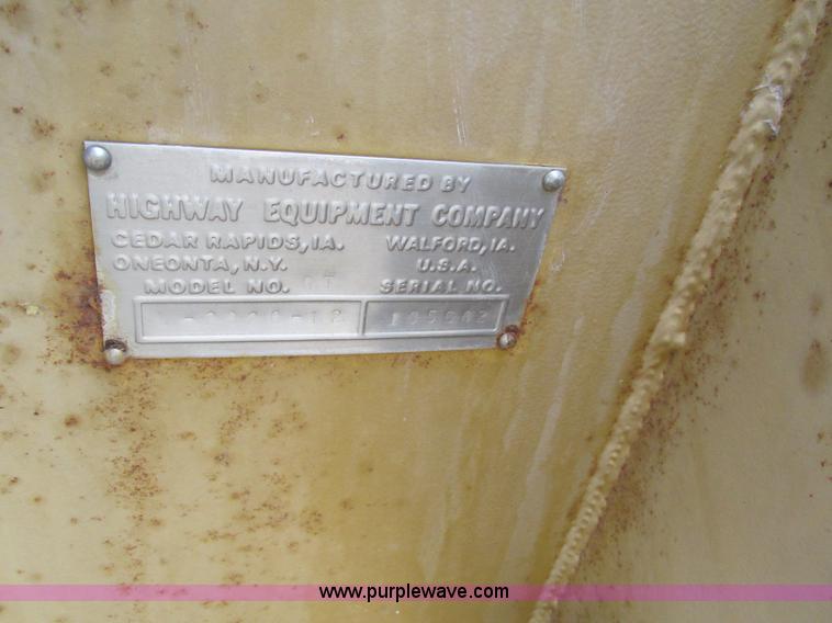 image for item I4066 Tyler 4300 self-propelled applicator