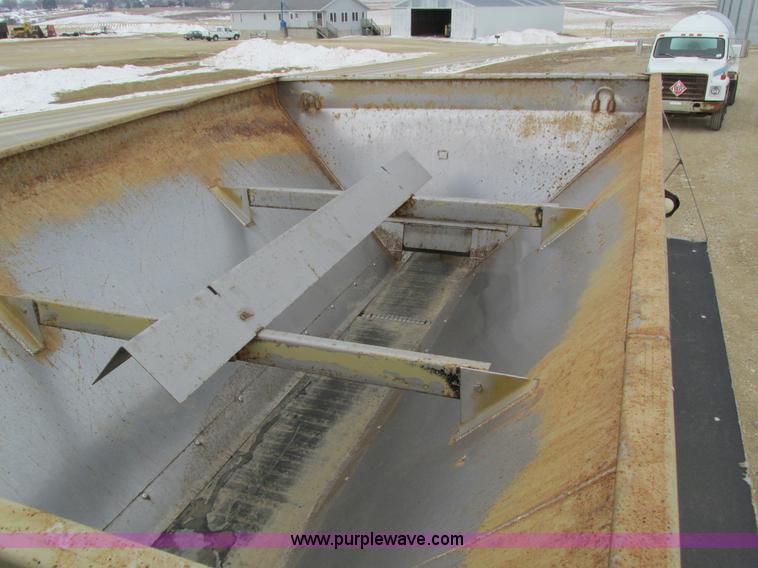 image for item I4066 Tyler 4300 self-propelled applicator