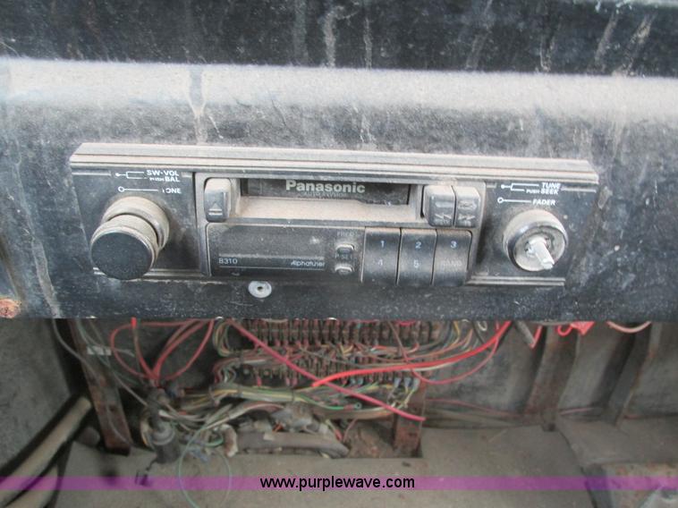 image for item I4066 Tyler 4300 self-propelled applicator