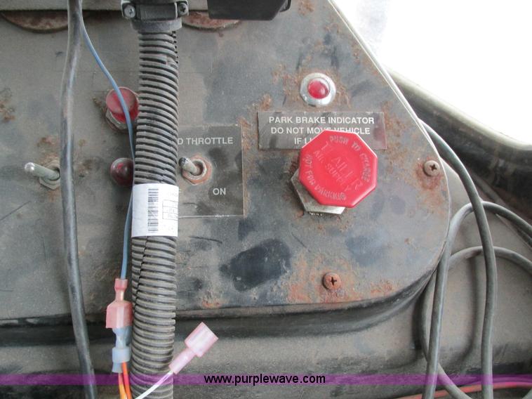 image for item I4066 Tyler 4300 self-propelled applicator