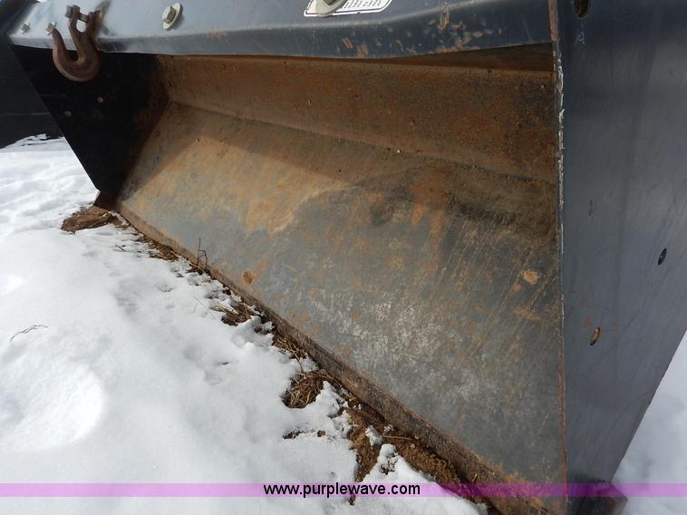 image for item I5107 Bush Hog 2246QT loader