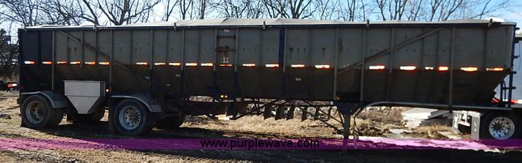 image for item I5113 2002 Trinity grain belt trailer