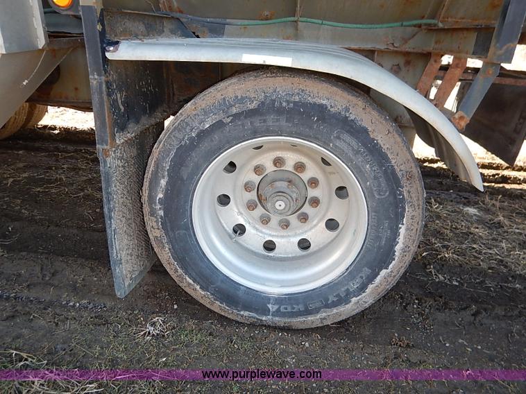 image for item I5113 2002 Trinity grain belt trailer