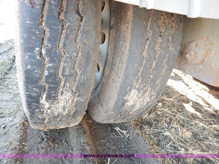 image for item I5113 2002 Trinity grain belt trailer