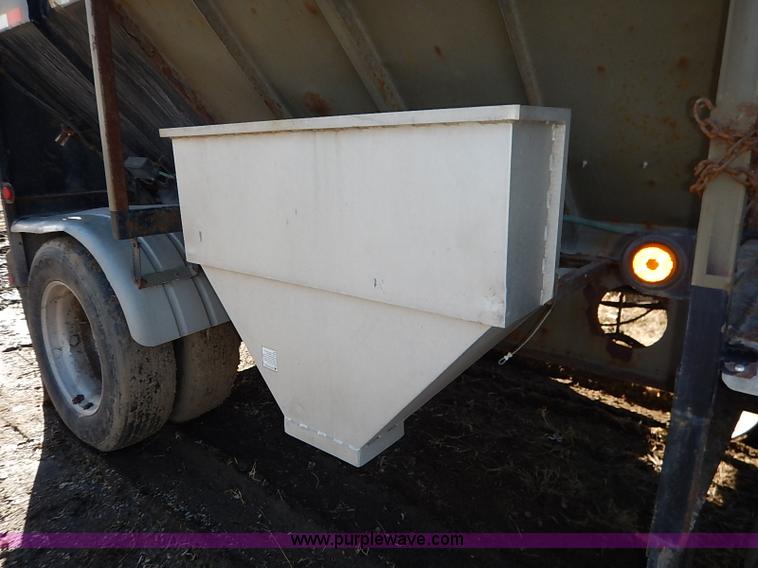 image for item I5113 2002 Trinity grain belt trailer