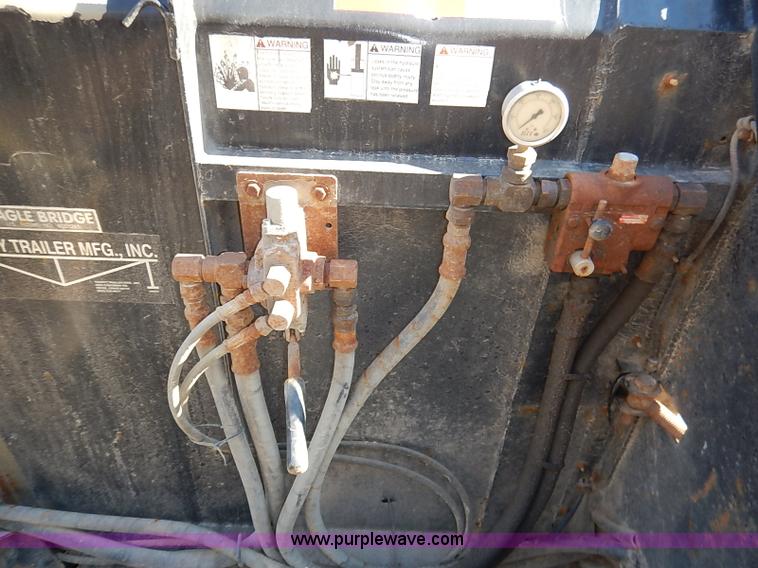 image for item I5113 2002 Trinity grain belt trailer