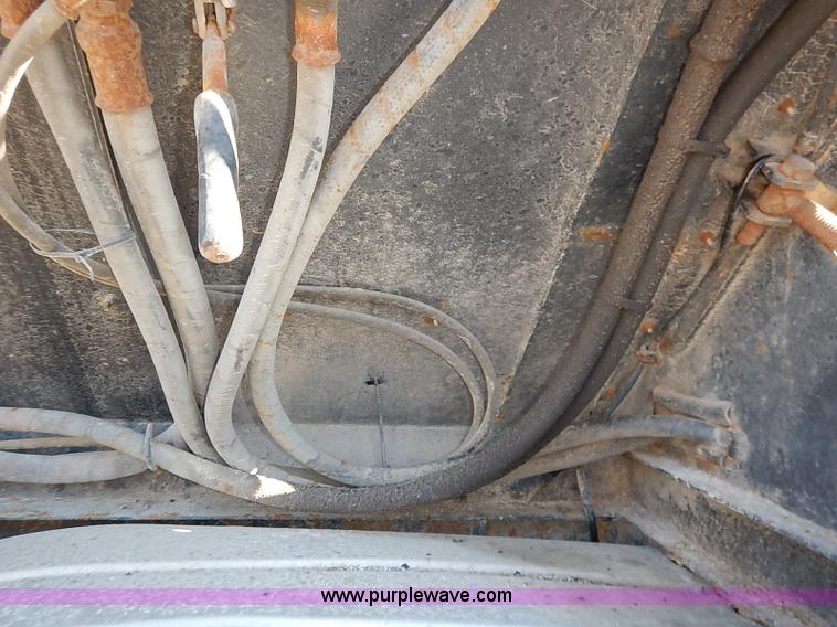 image for item I5113 2002 Trinity grain belt trailer