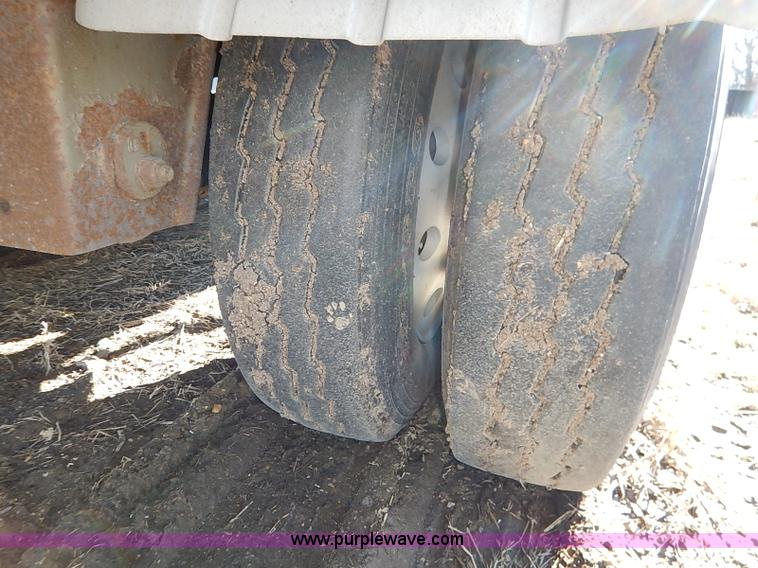 image for item I5113 2002 Trinity grain belt trailer