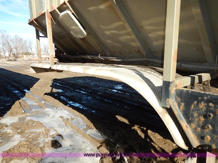 image for item I5113 2002 Trinity grain belt trailer