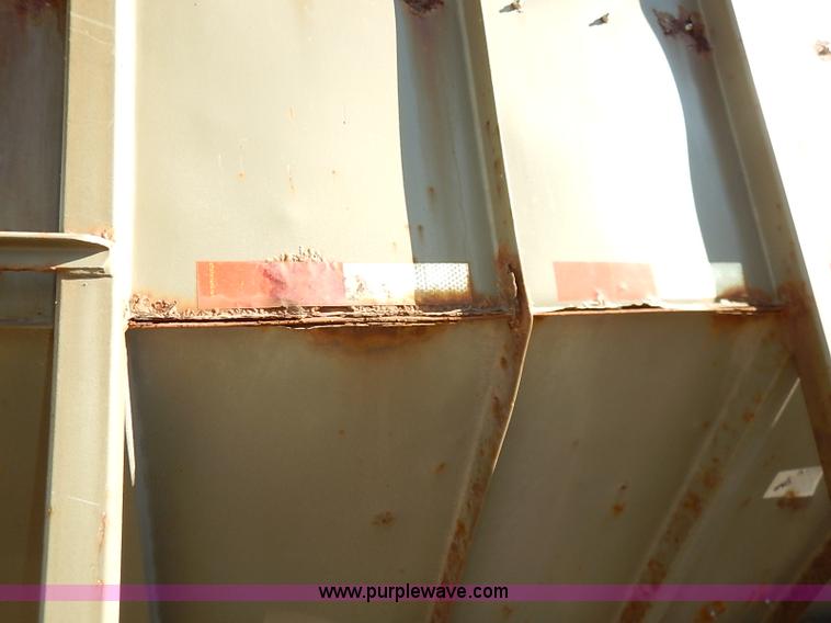 image for item I5113 2002 Trinity grain belt trailer