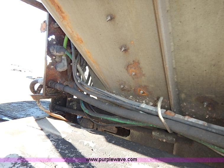 image for item I5113 2002 Trinity grain belt trailer