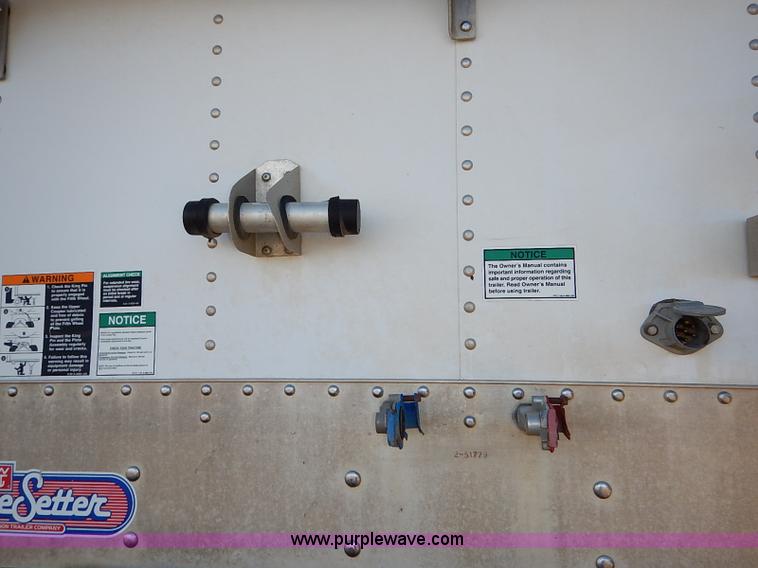 image for item I5115 2009 Wilson DWH-550 grain trailer