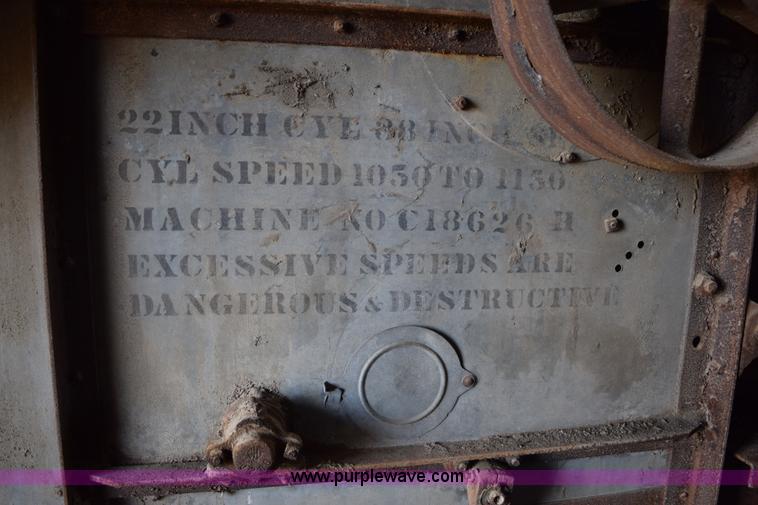 image for item I8505 McCormick-Deering thrasher