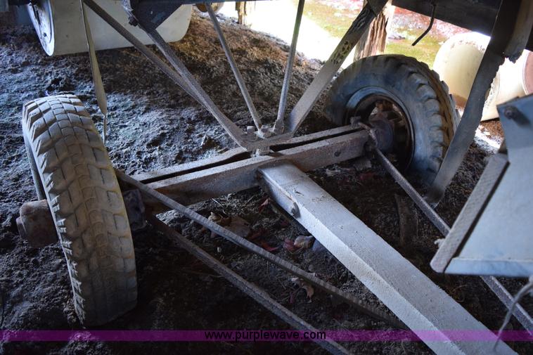 image for item I8505 McCormick-Deering thrasher