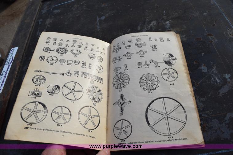 image for item I8505 McCormick-Deering thrasher