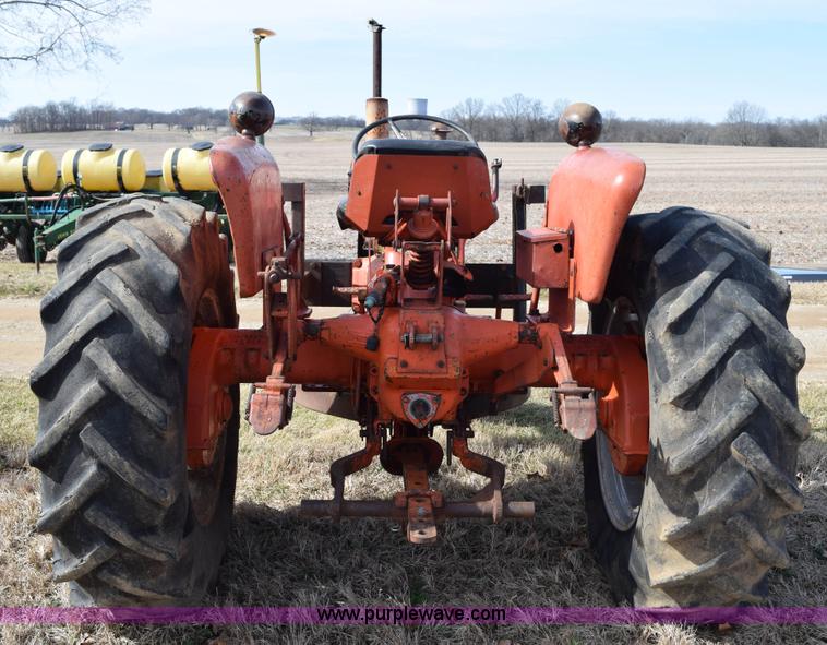 image for item I8508 Allis Chalmers D15 tractor
