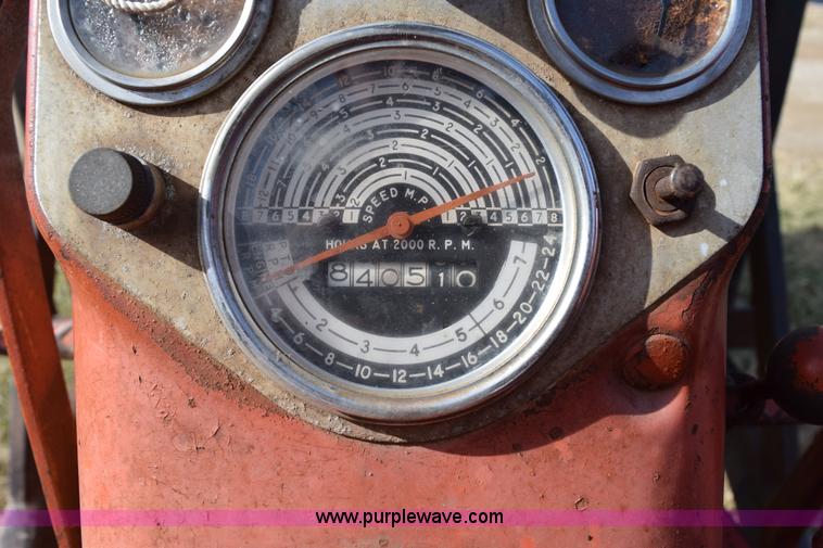 image for item I8508 Allis Chalmers D15 tractor