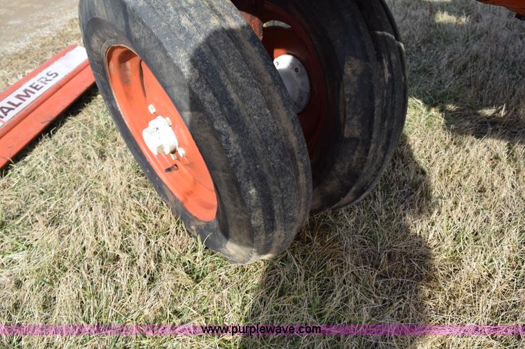 image for item I8508 Allis Chalmers D15 tractor