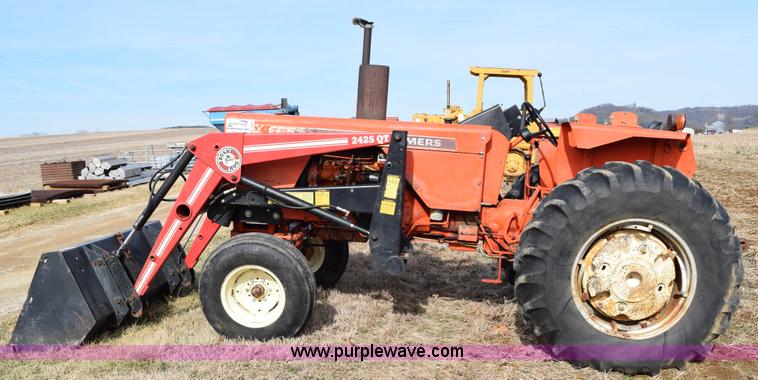 image for item I8511 Allis Chalmers 175 tractor