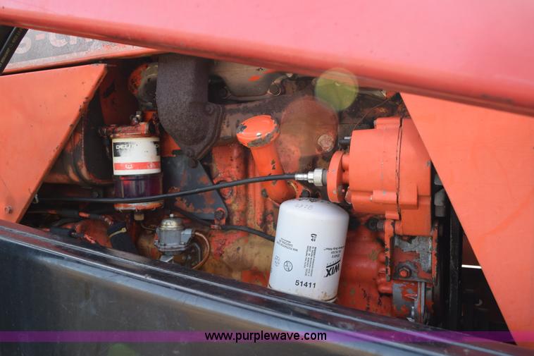 image for item I8511 Allis Chalmers 175 tractor