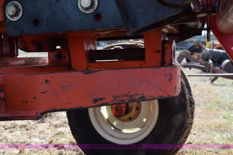 image for item I8511 Allis Chalmers 175 tractor