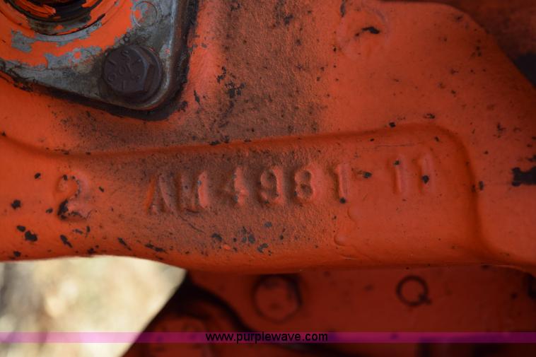 image for item I8511 Allis Chalmers 175 tractor