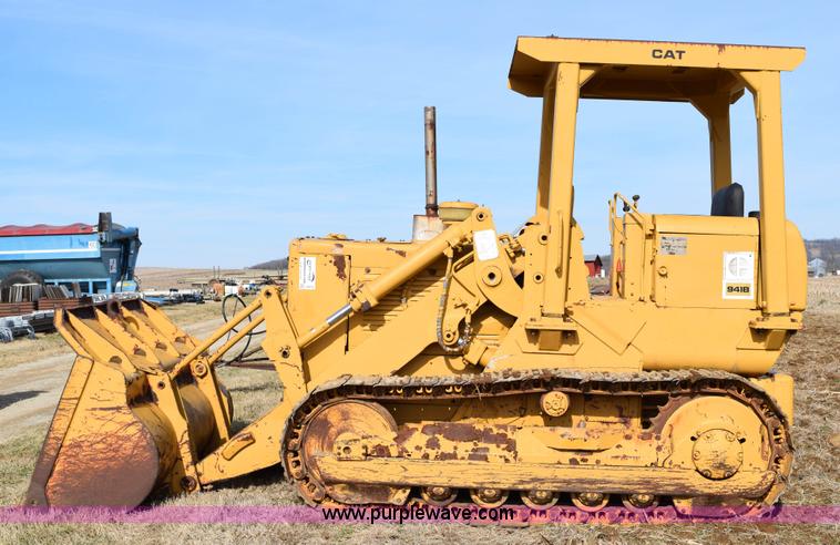 image for item I8512 1976 Caterpillar 941B track loader