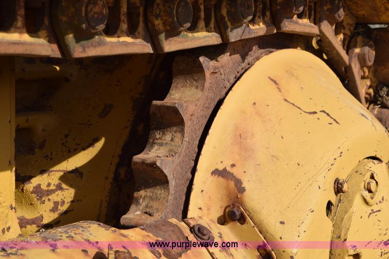 image for item I8512 1976 Caterpillar 941B track loader