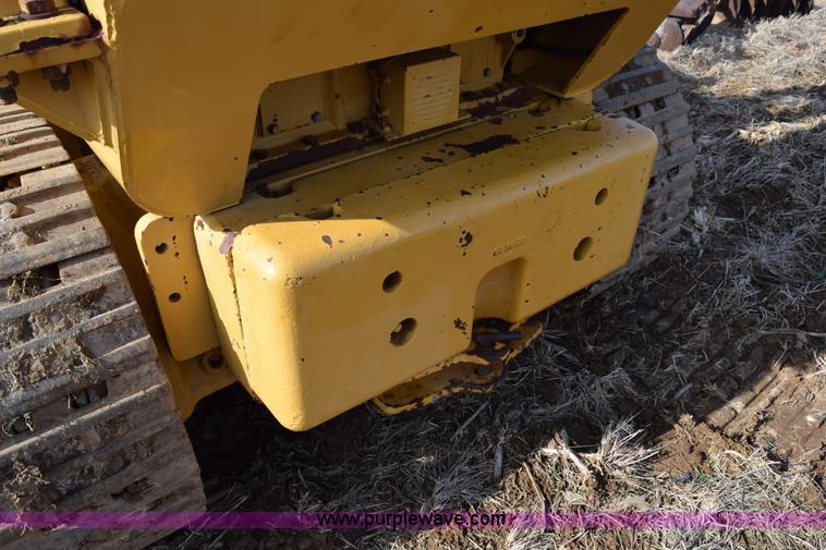 image for item I8512 1976 Caterpillar 941B track loader
