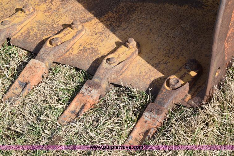 image for item I8512 1976 Caterpillar 941B track loader