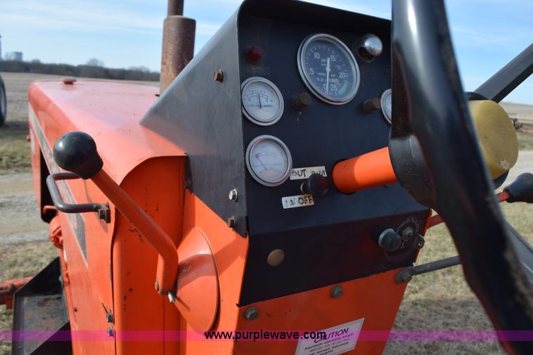 image for item I8515 Allis Chalmers 185 tractor