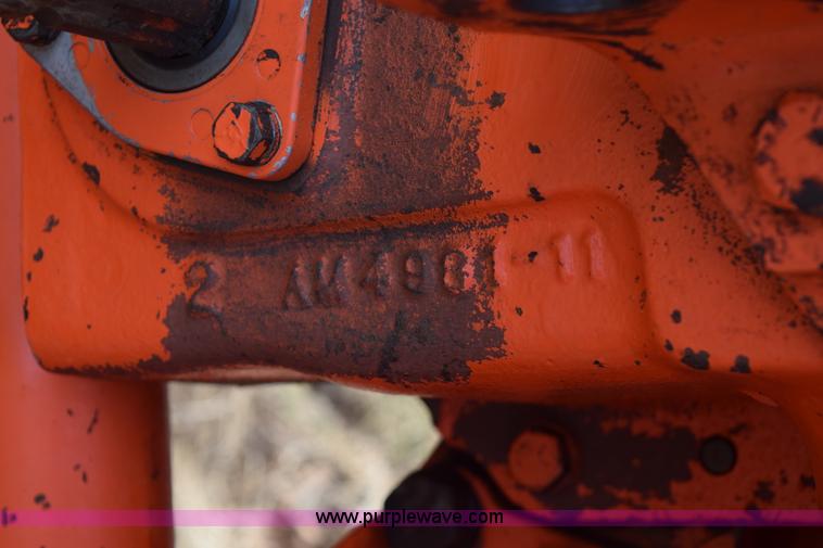 image for item I8515 Allis Chalmers 185 tractor