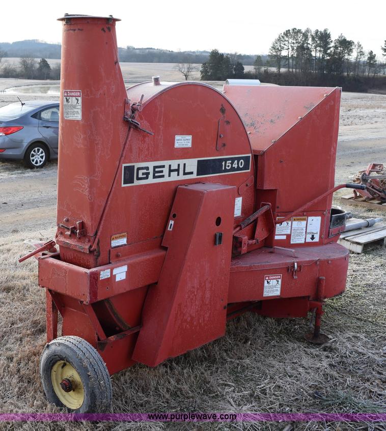 image for item I8529 Gehl 1540 silage blower