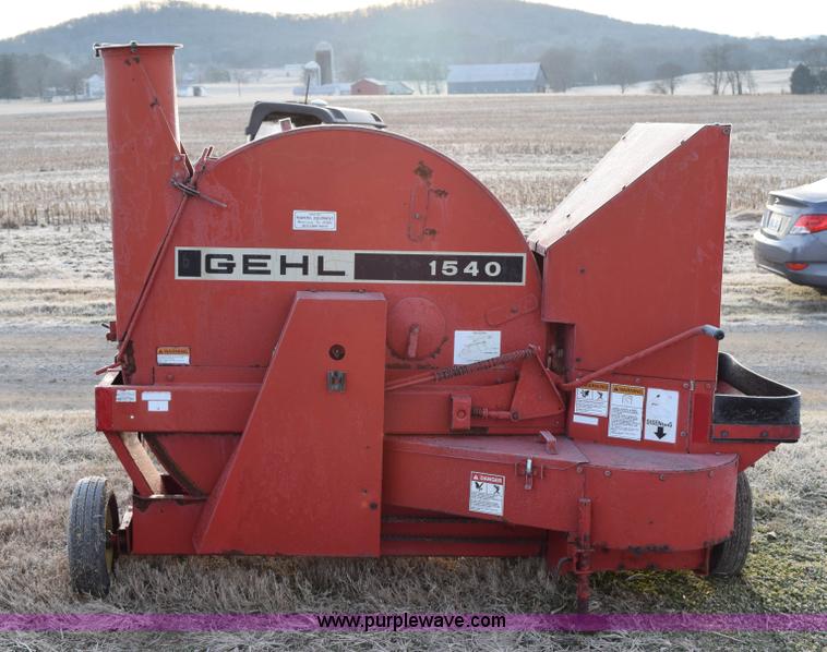 image for item I8529 Gehl 1540 silage blower