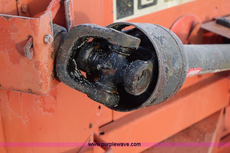 image for item I8529 Gehl 1540 silage blower