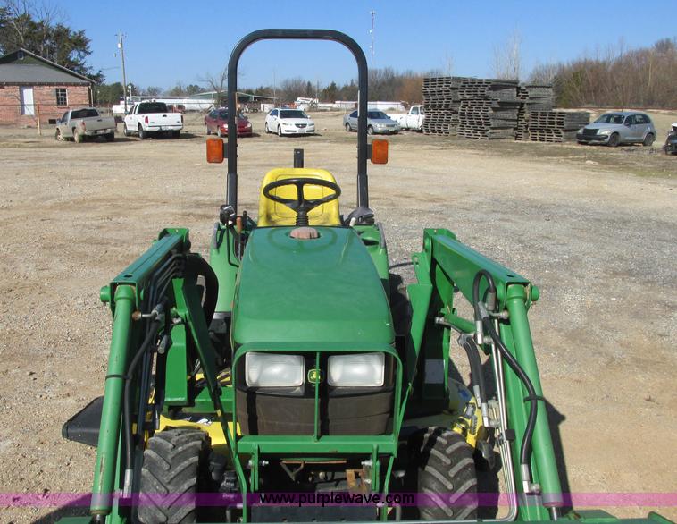 image for item J2324 John Deere LV2210 tractor