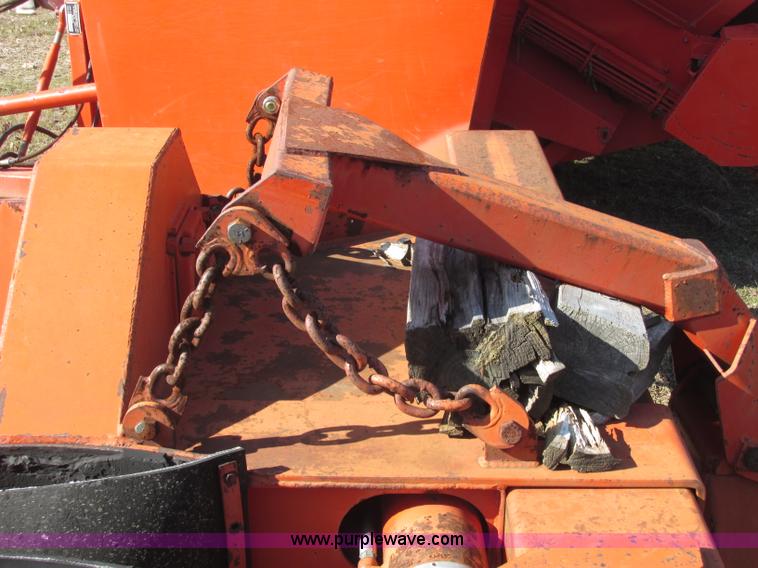 image for item J2325 Savage 6100 harvester