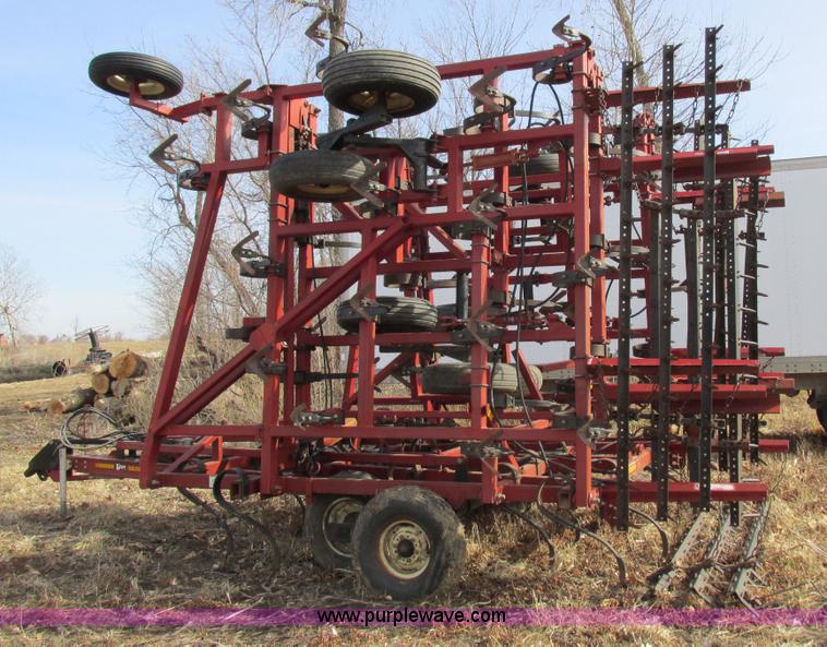 image for item K2018 1995 Kent Series V field cultivator