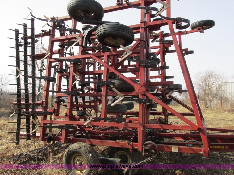 image for item K2018 1995 Kent Series V field cultivator