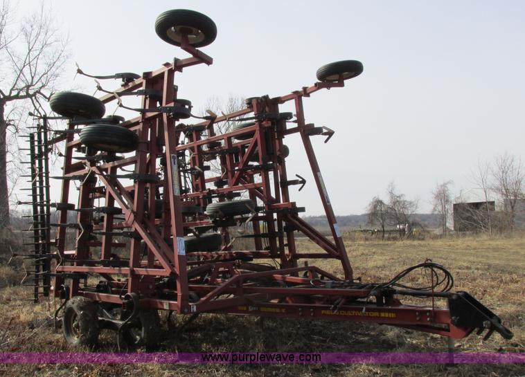 image for item K2018 1995 Kent Series V field cultivator