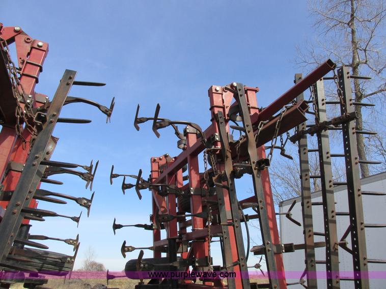 image for item K2018 1995 Kent Series V field cultivator